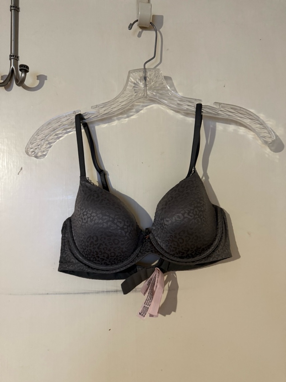 Victoria's Secret Black Leopard-Print Bra